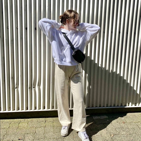 Meet your Posher, Gabby - Picture 1 of 1